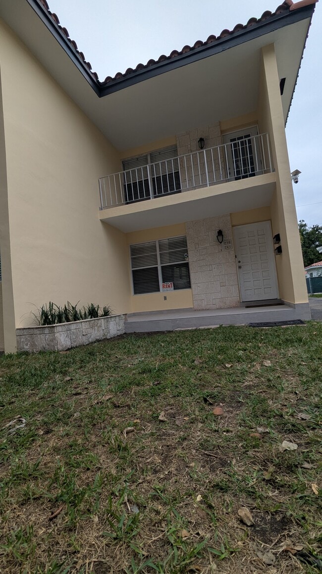 Photo - 235 Bird Rd Unit 235