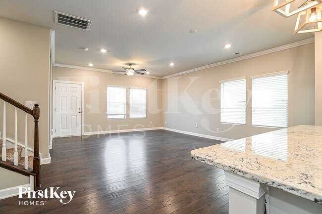 Photo - 11917 Silverheel Ln