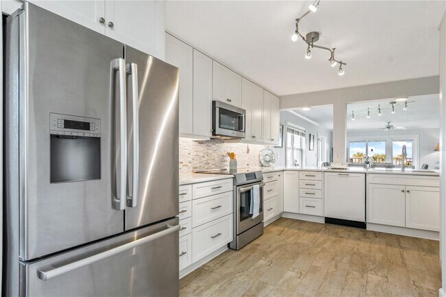Photo - 8700 Ridgewood Ave Unit 204B
