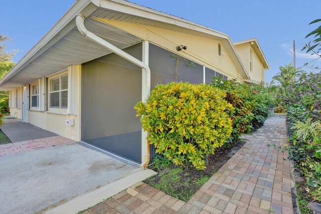 Photo - 740 Buttonwood Rd