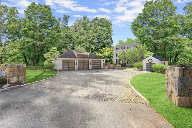 Photo - 47 Woodside Ave