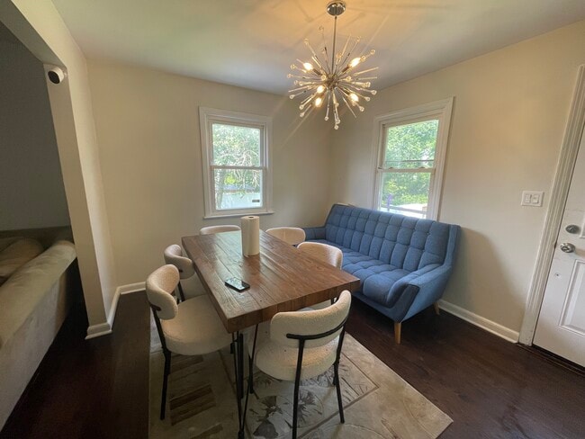 Photo - 1065 Sayre Rd