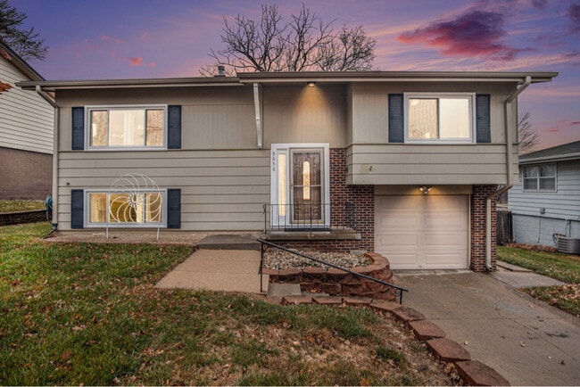 Photo - 9650 Sahler St