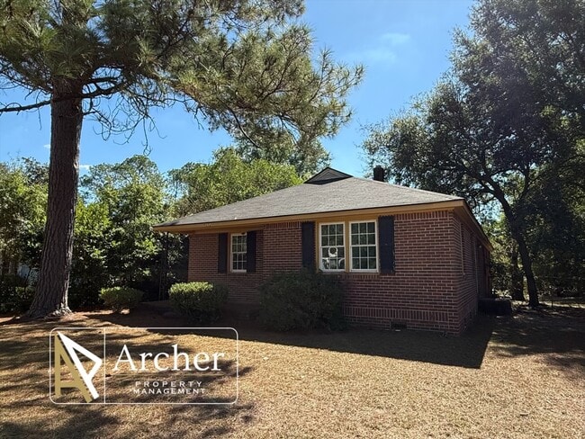 Photo - 1702 W Lincoln Ave