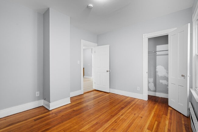 Photo - 354 Poplar St