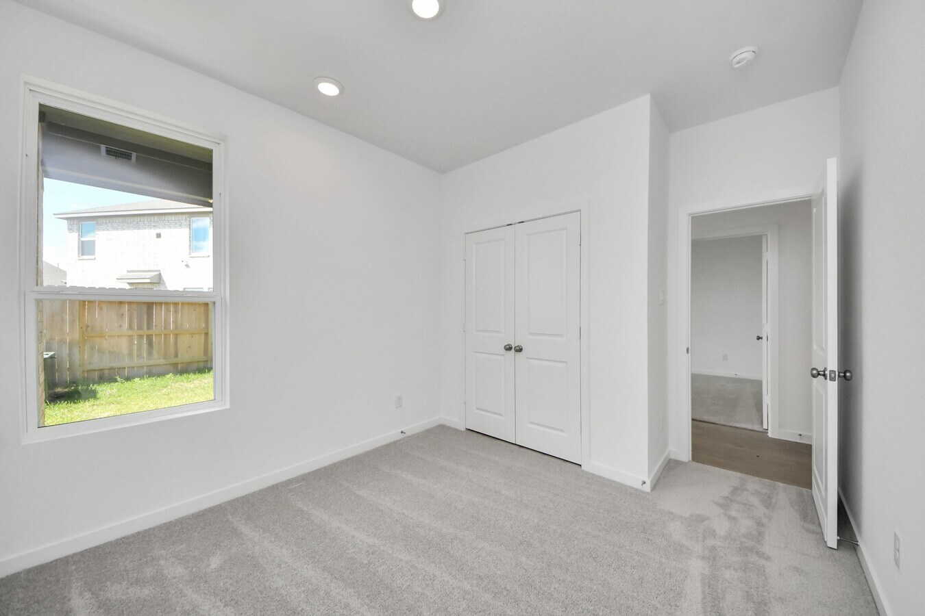 Photo - 1058 Blue Stone Dr