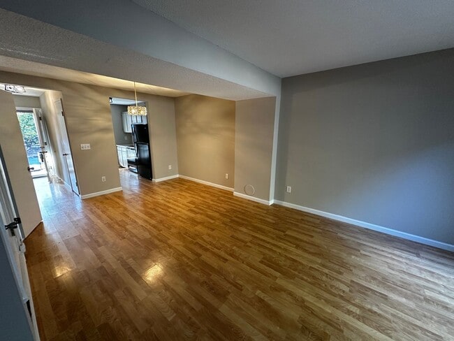 Photo - Convenient Townhome just off Lawndale Dr i...