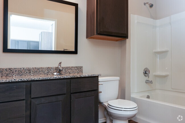 1BR, 1BA - 707SF