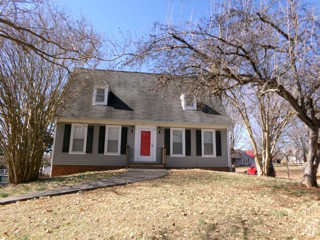 Building Photo - South Winston-Salem Location Rental