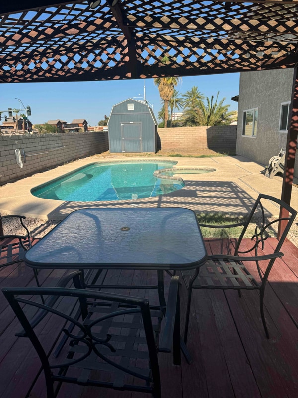 Photo - 580 Chelsea Dr