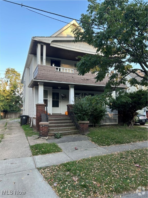 Building Photo - 3191 W 92nd St Unit Down Rental