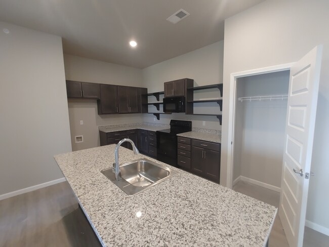 Finley Ridge Apartments