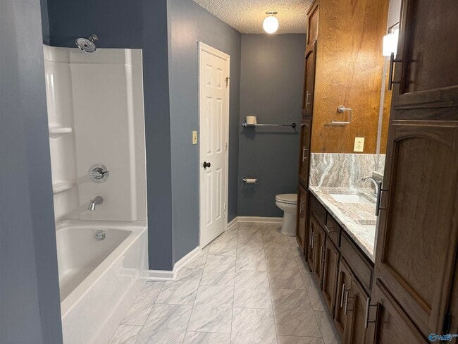 Photo - 1006 Wood Cir