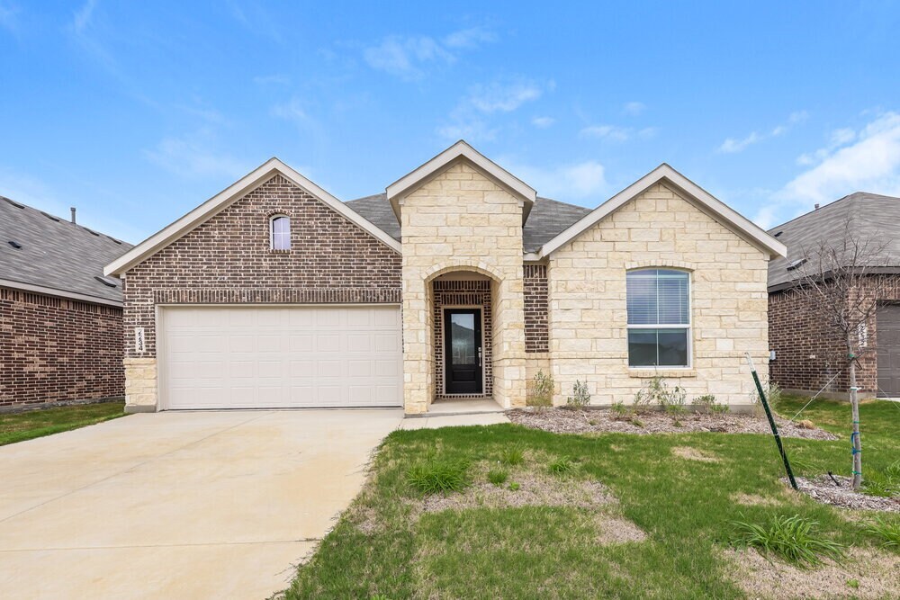 Photo - 2234 Mustang Ghost Trl