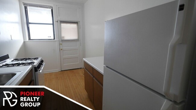 Photo - 813 W Waveland Ave Unit N3
