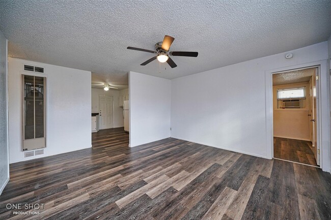Photo - 1234 S Crockett Dr