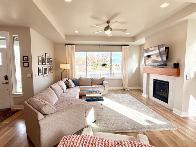 Photo - 3215 NE Boulder Crk Dr