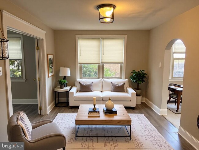 Photo - 1017 N York Rd