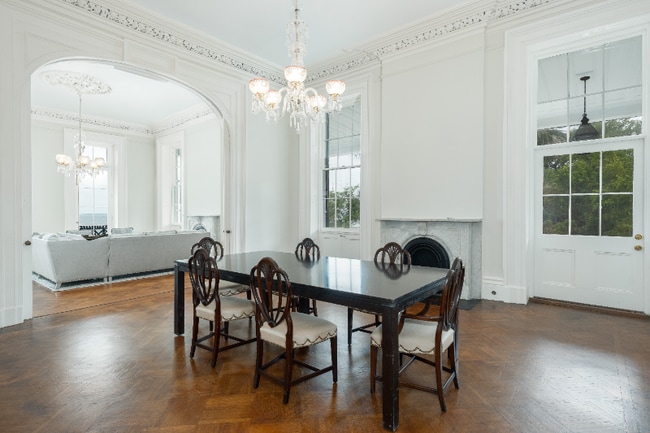 Photo - 1 E Battery Unit B