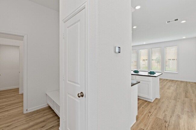 Photo - 4131 Balboa Dr