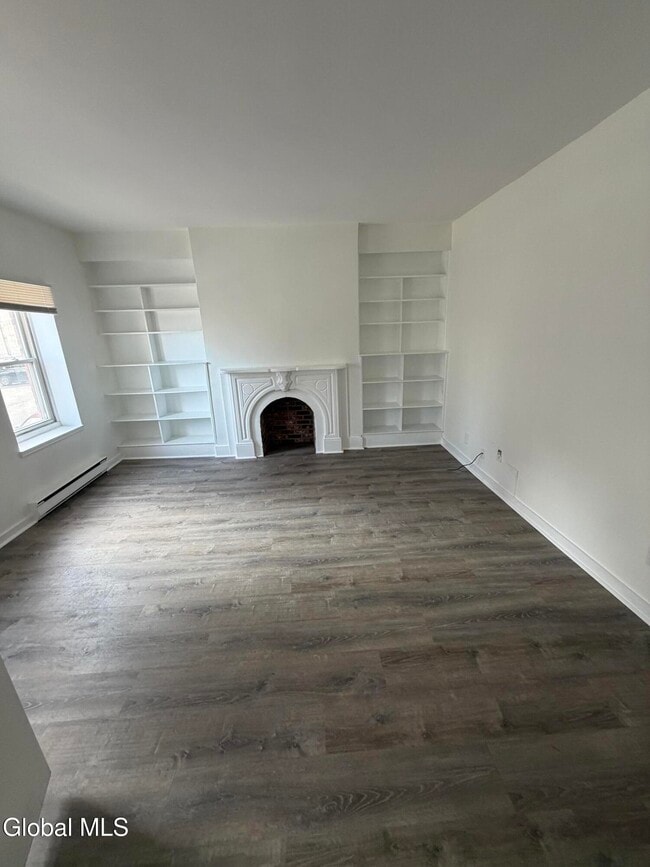 Photo - 58 S Swan St Unit 1