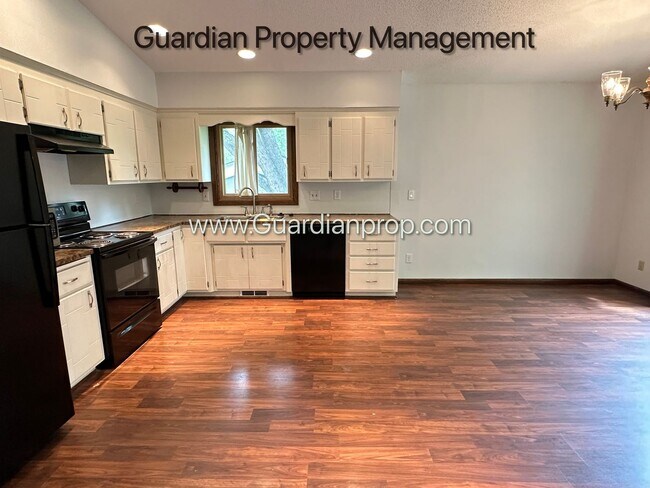 Photo - Crystal Single Family Home, Large Fenced Back Yard, 2 Car Garage, Dishwasher, Available Sept 1st