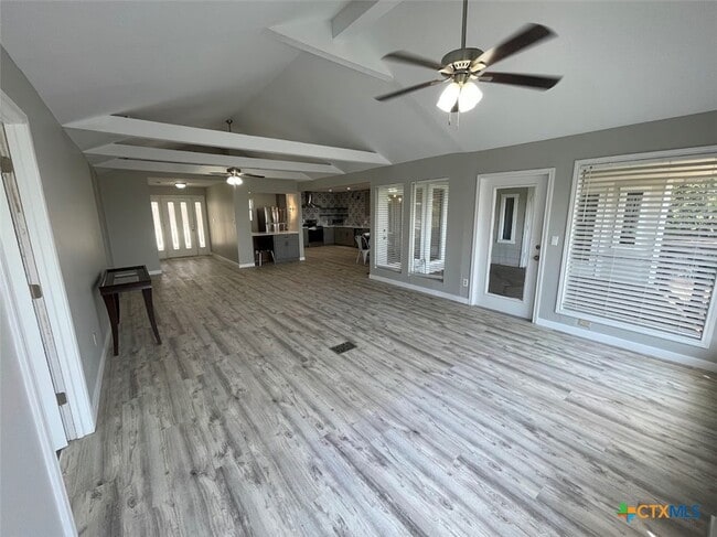 Photo - 744 Hill Top Dr