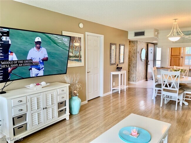 Building Photo - 1580 Pine Valley Dr Unit 209 Rental