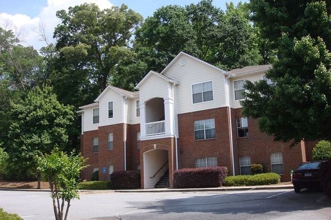 Fiddler's Green Apartments - Fiddler's Green Apartments