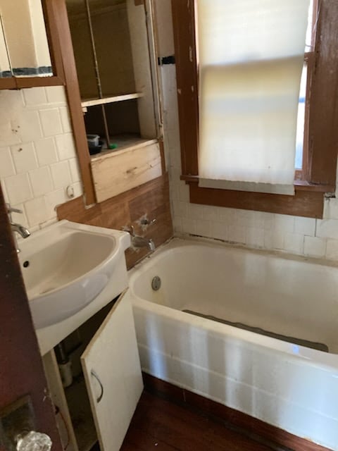 Photo - 3748 Vermont St