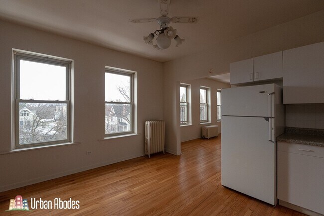 Photo - 4224 N Paulina St Unit A08C