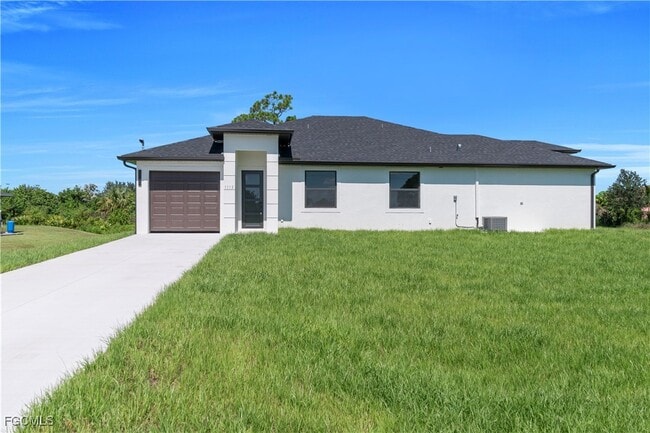 Building Photo - 1110 Eisenhower Blvd