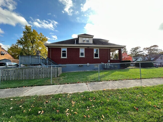 Photo - CHEVIOT - Charming 3 bed 1.5 bath brick cape cod