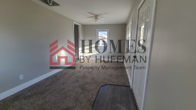 Photo - 3 Bedroom House | Two Baths | Westside