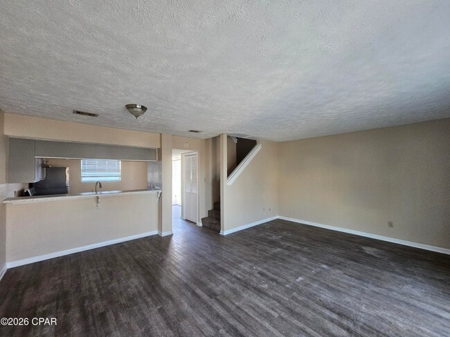 Photo - 1908 Havenwood Ln