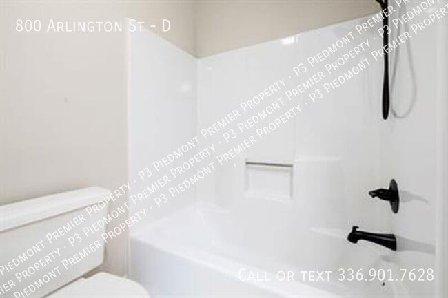 Photo - 800 Arlington St Unit D