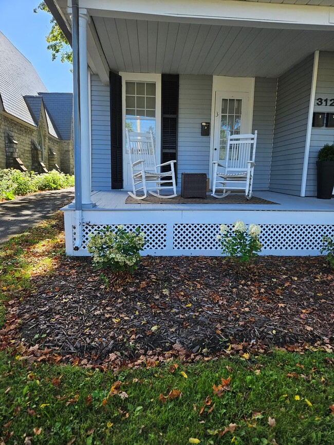 Photo - 312 E Genesee St Unit 312-3