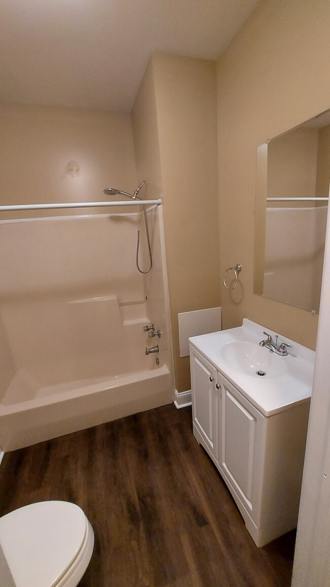 Photo - 2272 N Bancroft St Unit 1