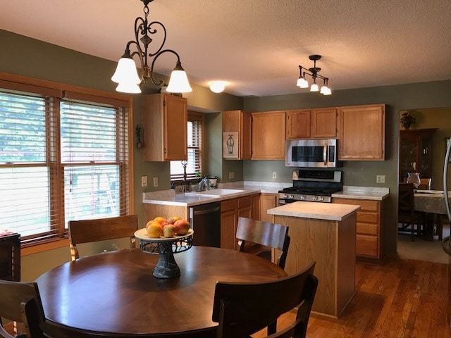 Photo - 16842 Hanover Ln