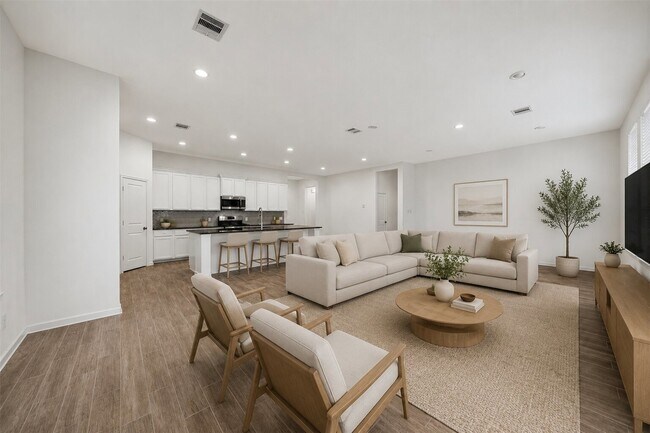 Photo - 6330 Ontario Dr