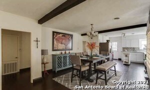 Photo - 2102 W Mistletoe Ave