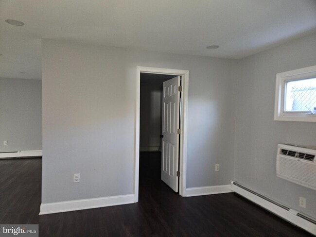 Photo - 414 Delaware Ave