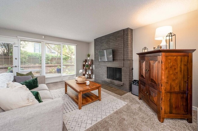 The Regent at Bellevue Way Apartments