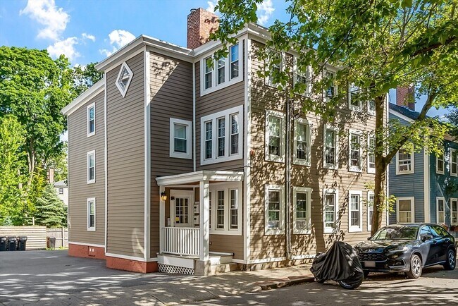 Photo - 7 Andrew St Unit 14