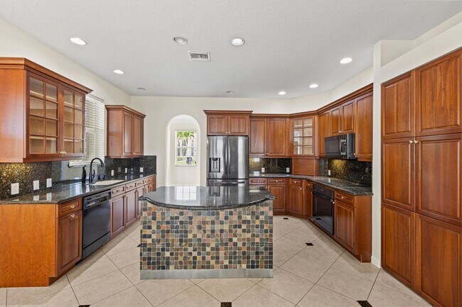 Photo - 6597 Marbletree Ln