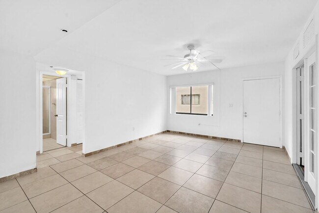 Photo - 8540 SW 133rd Avenue Rd Unit 312