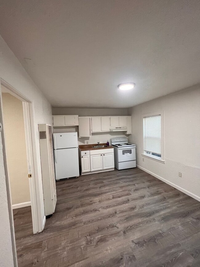 Photo - One Bedroom Cottage - Bay Point CA Unidad 1