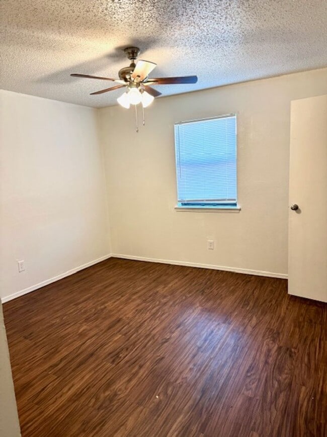 Photo - Beautiful updated interior 2 bedroom duple...