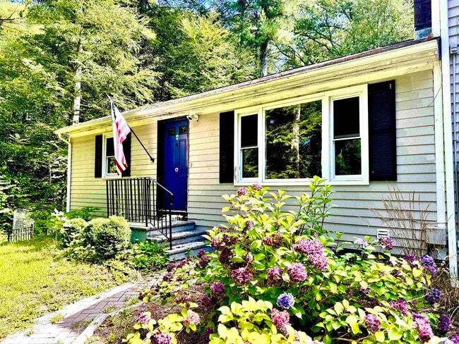 Building Photo - 11 Beebe Ln Rental