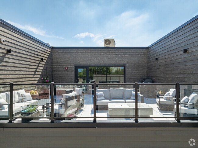 Rooftop Lounge